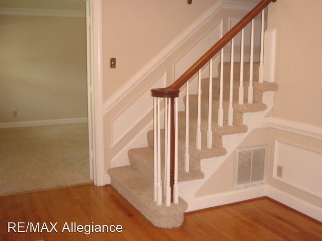 Building Photo - 4 br, 3 bath House - 4725 BERRYWOOD ROAD-KELL