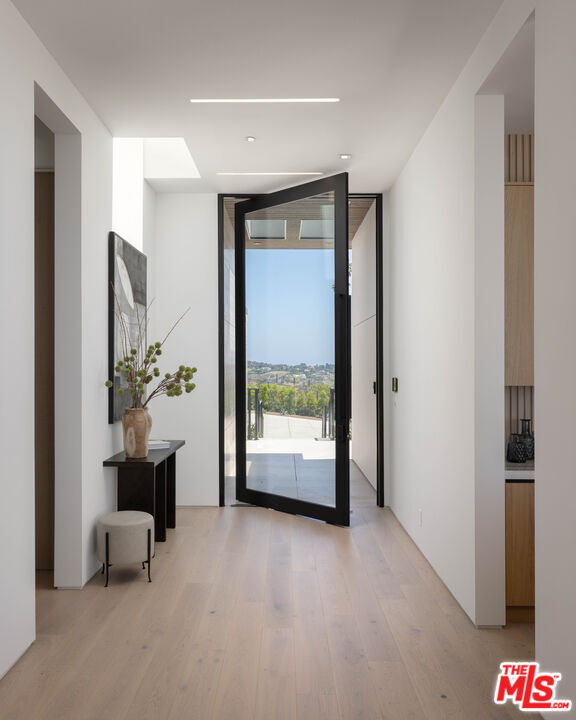 Foto del edificio - 29623 Cuthbert Rd