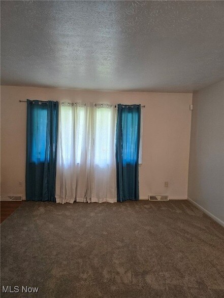 Foto del edificio - 1074 E 167th St