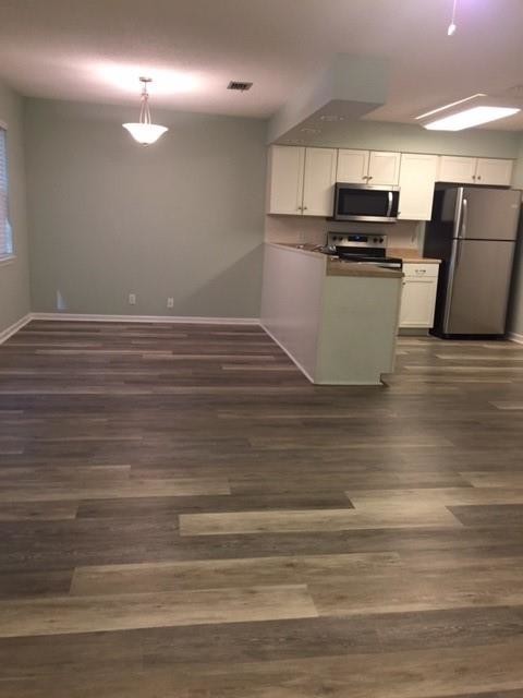 Building Photo - 504 Cedar St