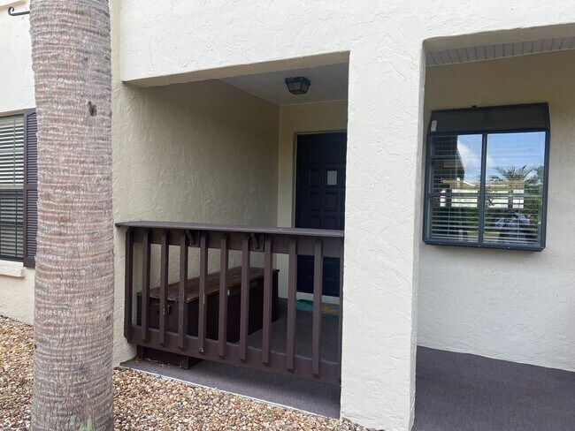 Foto del edificio - 2BR/2BA Condo in Mission Lakes