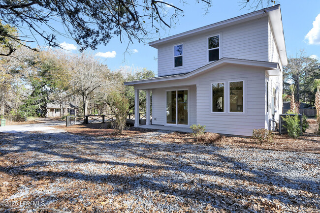 Building Photo - 1102 Tree Canopy Wy