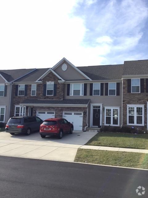 Building Photo - 1280 Madison Ln
