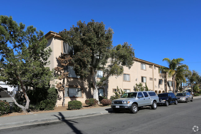 Building Photo - Bay Park Terrace