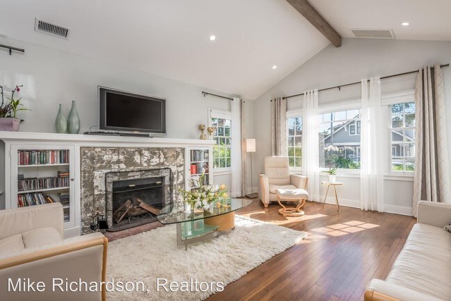 Foto del edificio - 328 W Pedregosa St