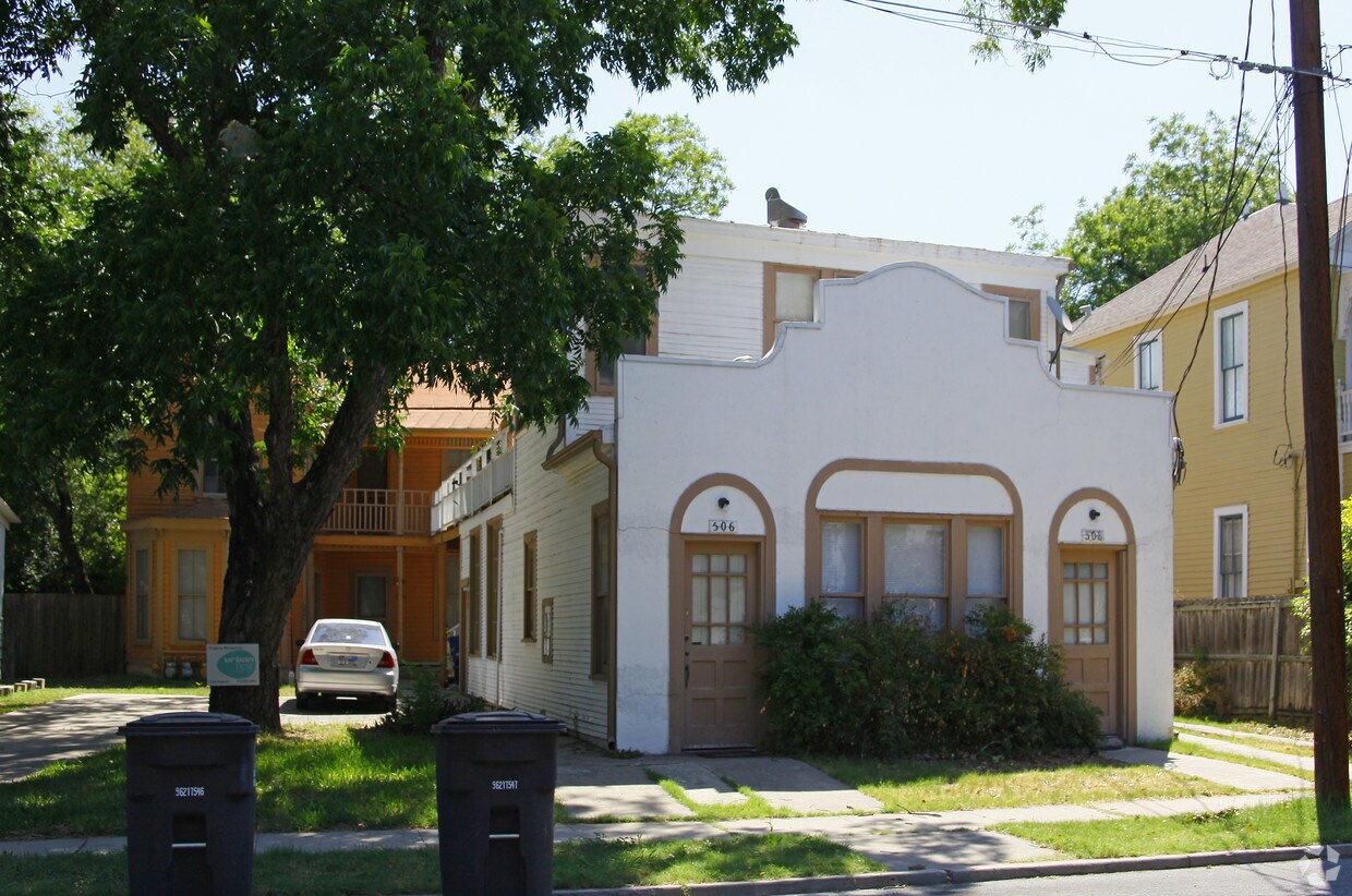 Foto del edificio - 502-510 E Guenther St