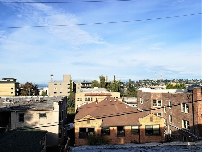 Interior Photo - Lorelei Apartments