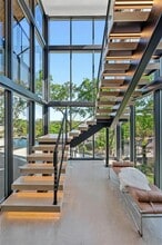 Building Photo - 806 Sunfish St