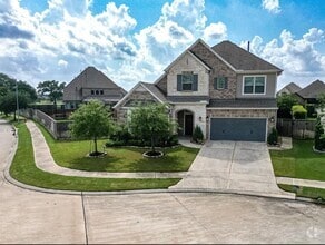 Building Photo - 9311 Stablewood Lakes Ln