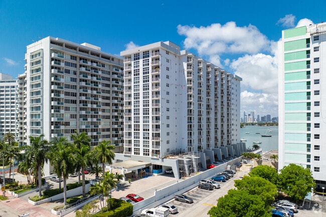 Building Photo - Bayview Terrace