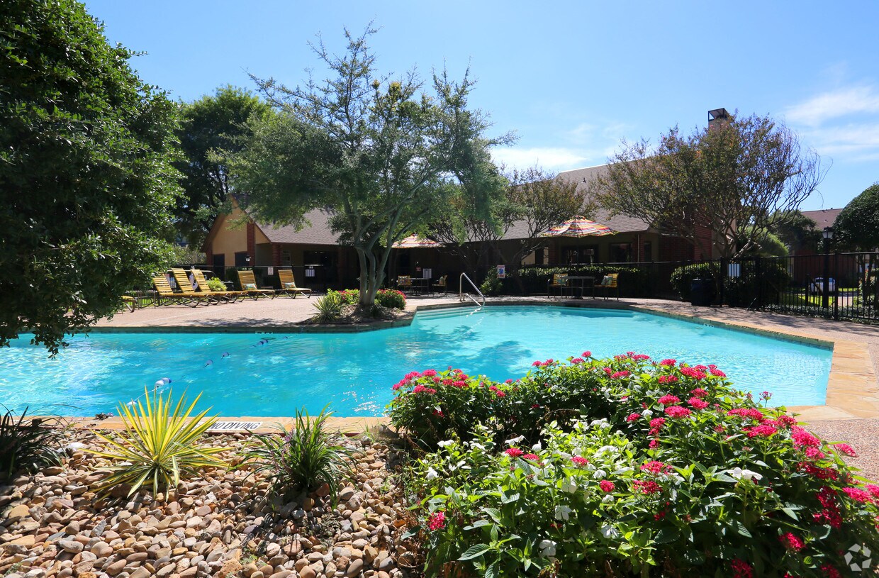 Bardin Oaks Rentals in Arlington at 4624 Windstone Dr Arlington, TX