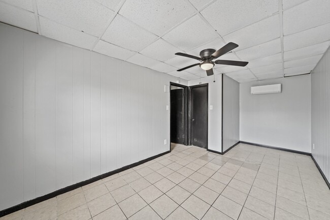 Building Photo - 1012 Ann St