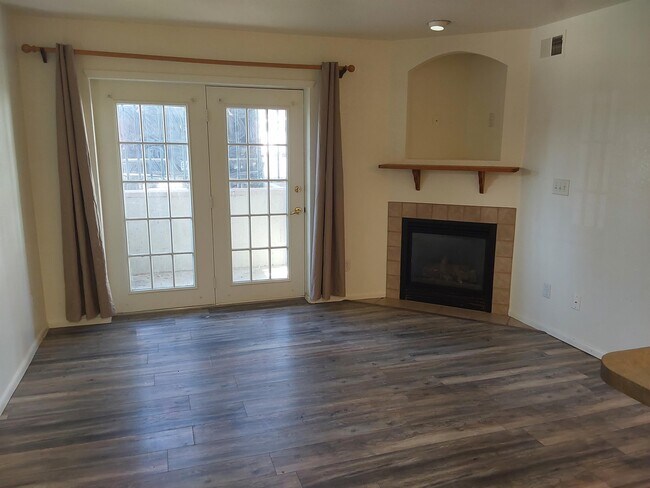 Foto del edificio - 2551 W 24th St