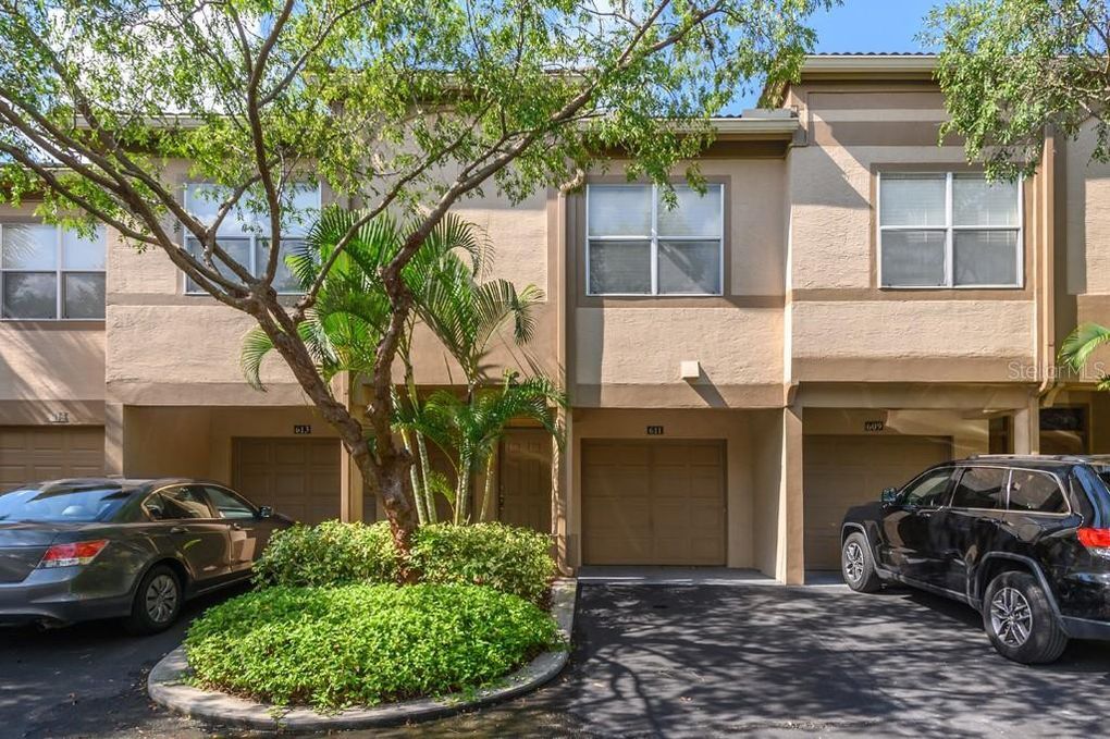 Foto principal - 611 Arbor Lake Ln