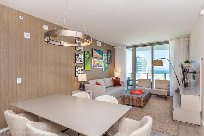 Foto del edificio - 4011 S Ocean Dr