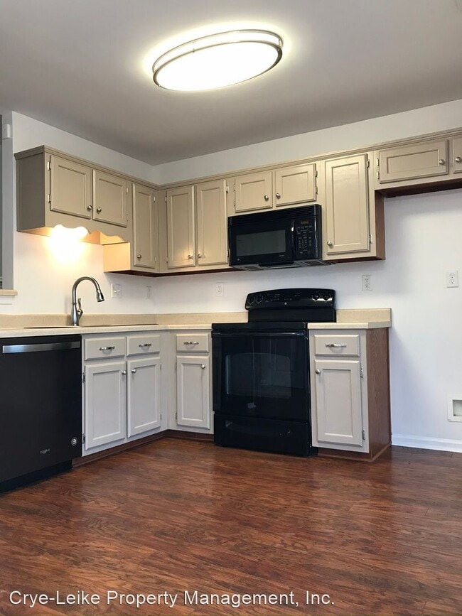 Building Photo - 4 br, 2 bath House - 6688 Red Hawk Cove