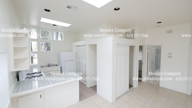 Foto del edificio - Beautiful 2Bdr/1Bth apartment in San Marcos