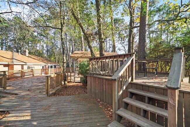 Foto del edificio - 2406 Carriage Ridge Ln
