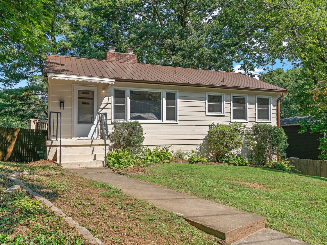 10 Ivanhoe Ave, Asheville, NC 28806 House Rental in Asheville, NC