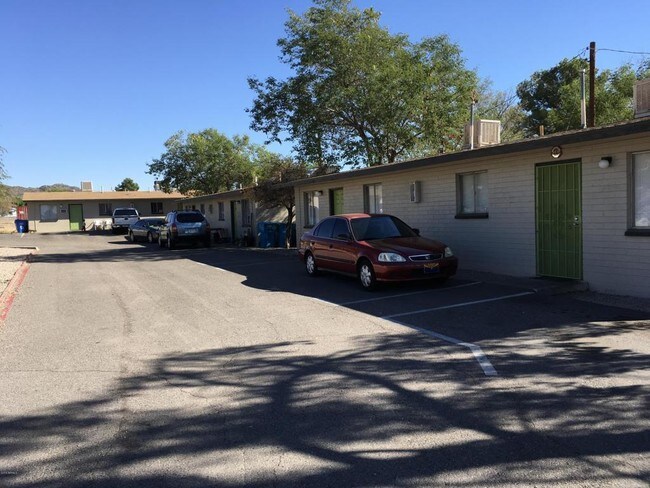 Foto del edificio - 10231 N 15th Ave