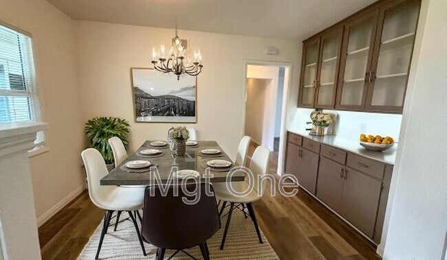 Foto del edificio - 6677 Mt Whitney Ave