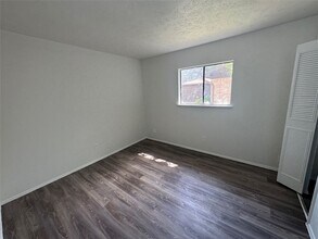 Building Photo - 3807 Cypressdale Dr