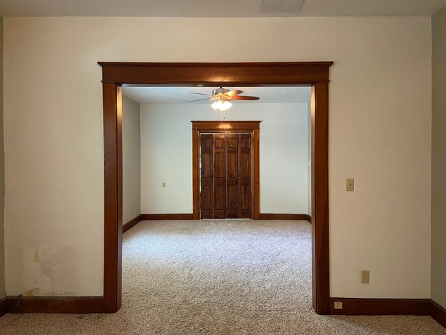 Building Photo - 2018 Lillie Ave
