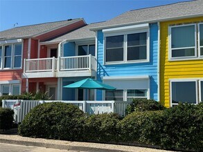 Building Photo - 8416 Seawall Blvd