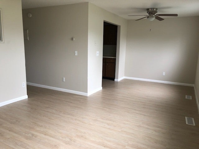 Building Photo - 3359 Mahoney Dr