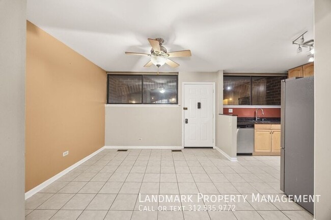 Foto del edificio - 824 S May St