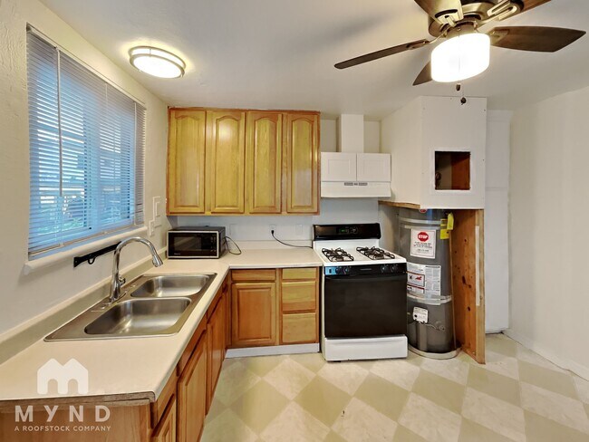 Foto del edificio - 2048 81st Ave