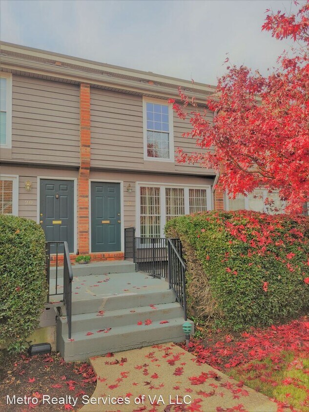 Primary Photo - 3 br, 2.5 bath House - 5900 Patterson Ave #21