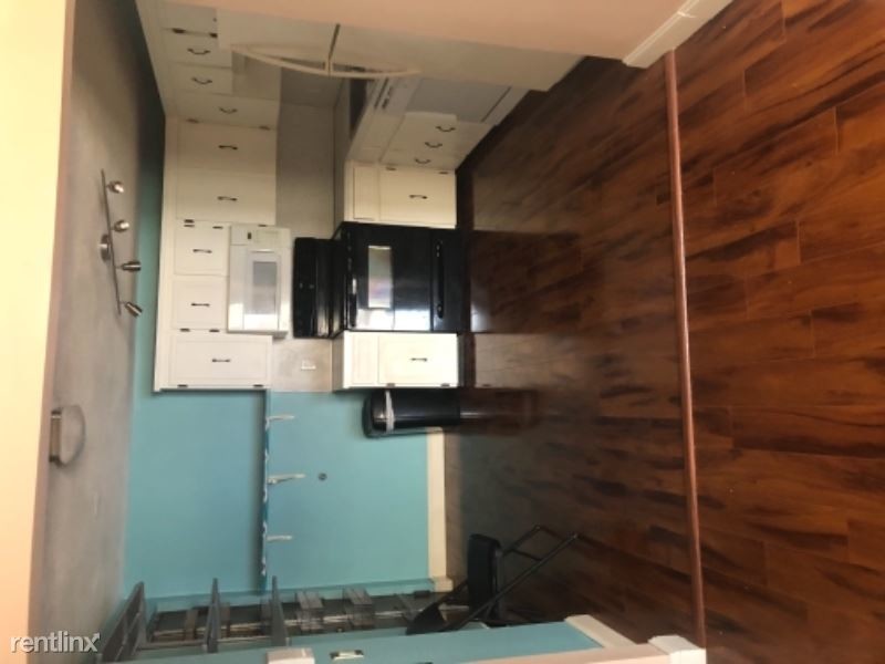 Building Photo - 23 Riverside Ave