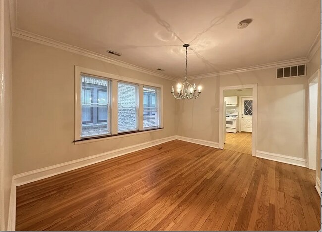 Foto del edificio - 2619 W Greenleaf Ave