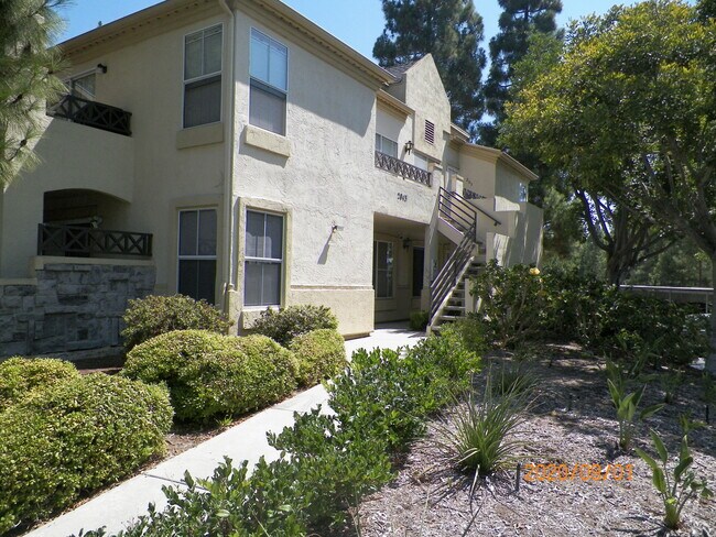 Foto del edificio - 2043 Lakeridge Cir