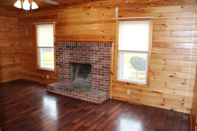 Building Photo - 500 Yeager Rd