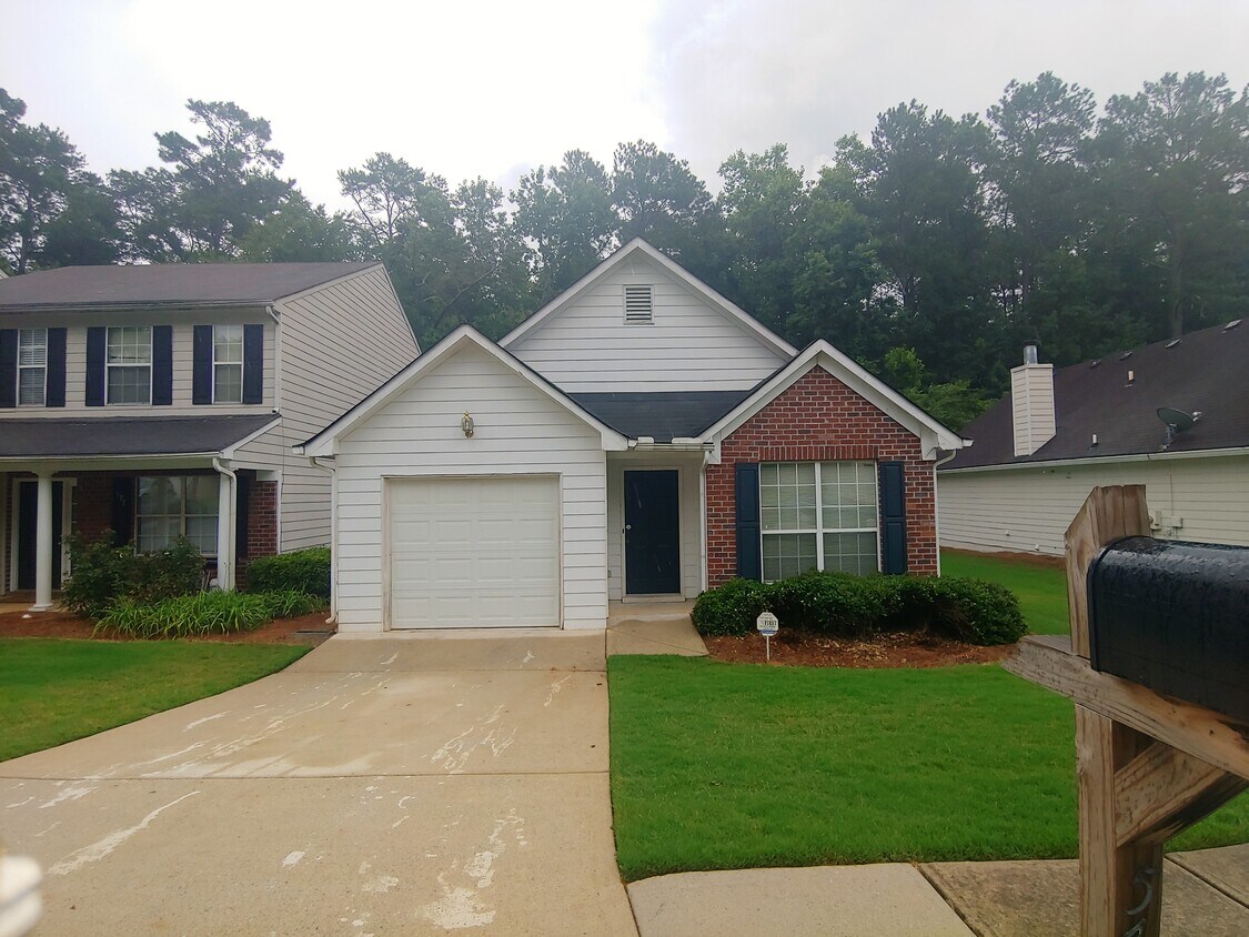 Primary Photo - 573 Hillandale Park Dr