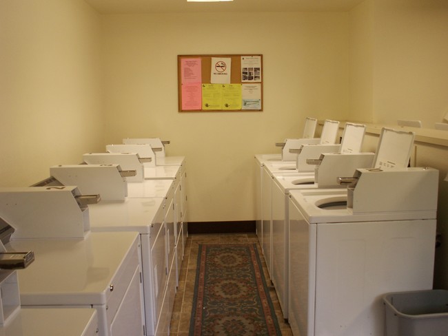 Laundry Facility - Olympia Garden Apartments