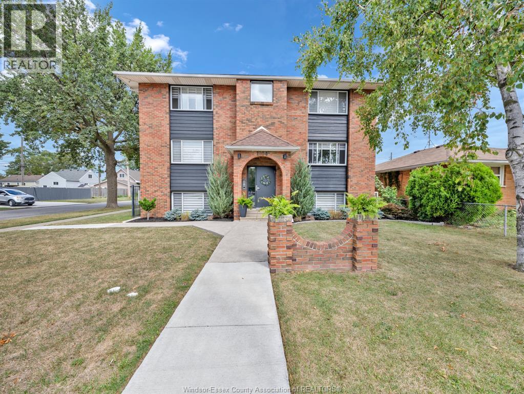 Photo principale - 1904 Olive Rd