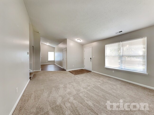 Building Photo - 4020 Waterfield Dr