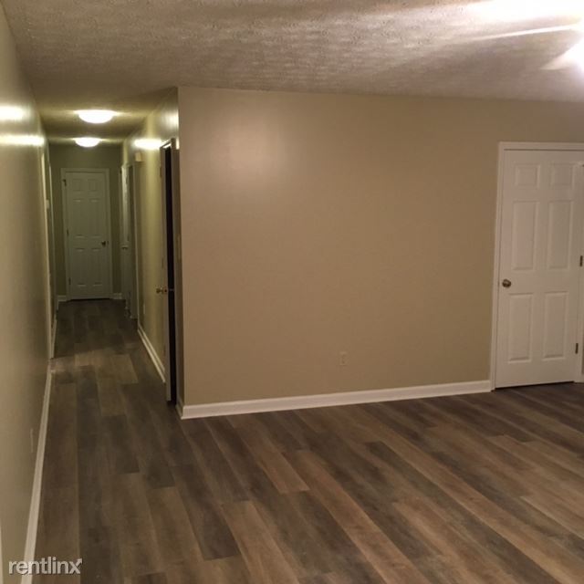 Building Photo - 3 br, 2 bath House - 916 S College St