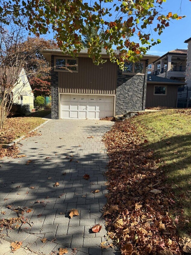 Foto principal - 53-21 254th St