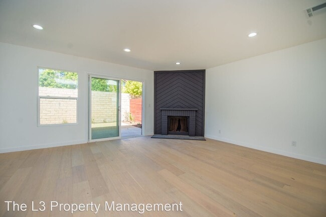 Building Photo - 2 br, 1.5 bath House - 136 Albert Place Un...