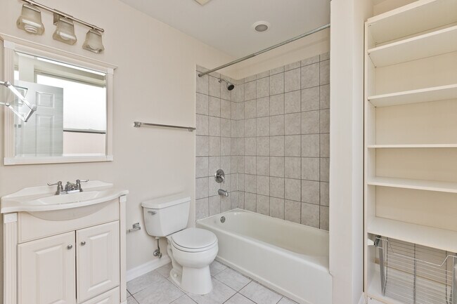 Foto del edificio - 3217 W Altgeld St