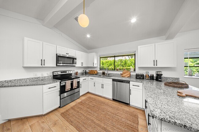 Foto del edificio - 13471 Barberry Dr