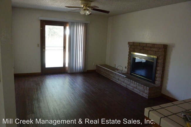Building Photo - 3 br, 2 bath House - 827 S Julieann