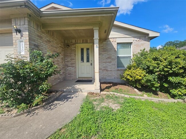 Building Photo - 130 Star of Texas Dr