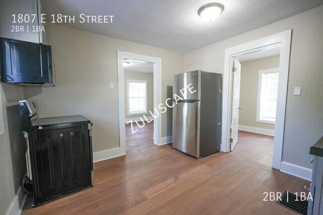 Foto del edificio - 1807 E 18th St