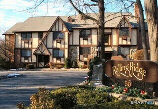 Building Photo - 50 Aiken St