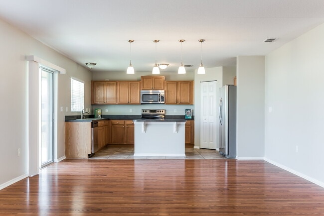 Building Photo - 2735 Breezy Meadow Rd